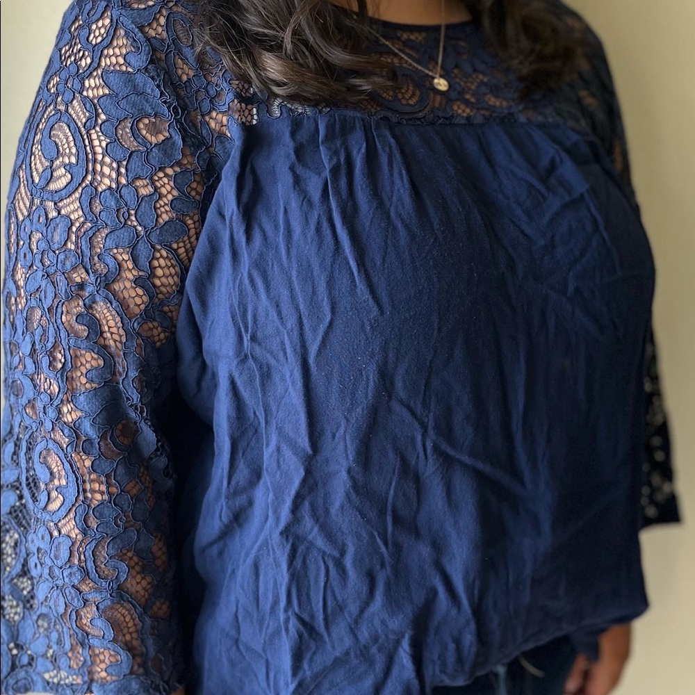 Navy Old Navy Top!! xxl